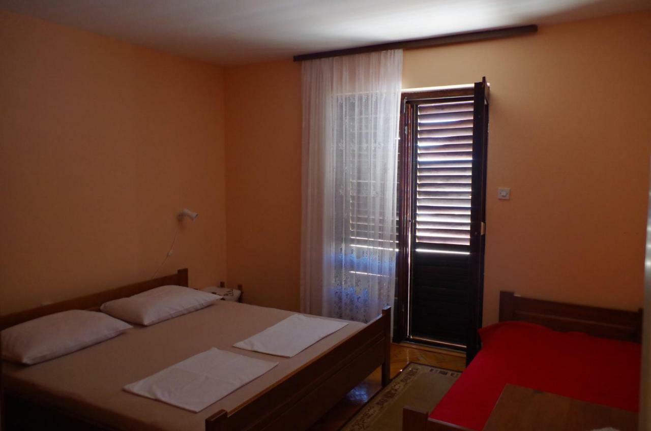 Apartment Lukovo - Puskaric Kültér fotó